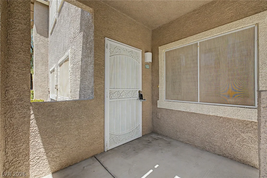 2153 Quarry Ridge, Las Vegas, NV 89117