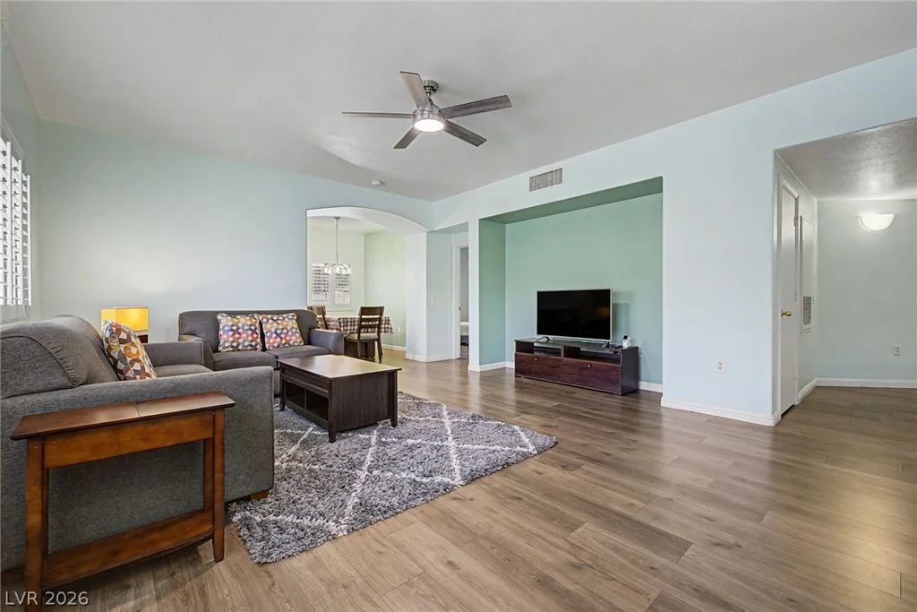 2153 Quarry Ridge, Las Vegas, NV 89117