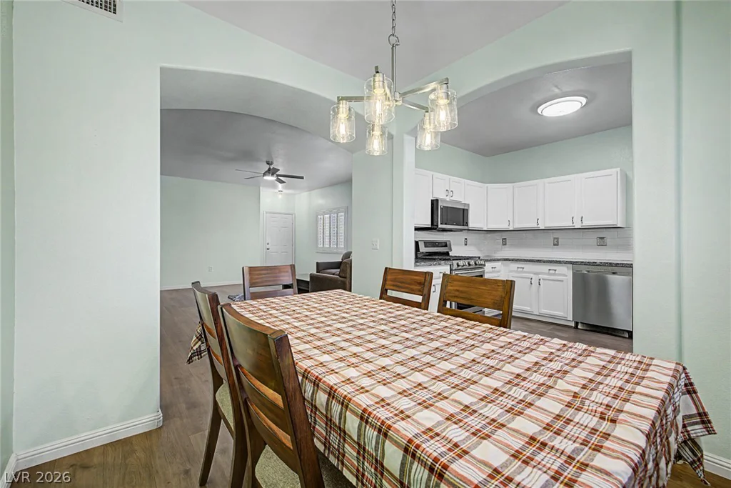 2153 Quarry Ridge, Las Vegas, NV 89117