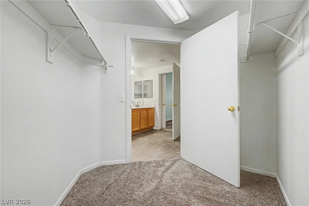 2153 Quarry Ridge, Las Vegas, NV 89117