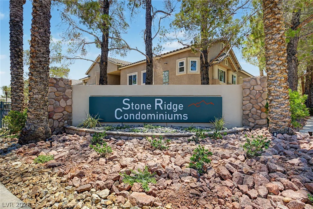 2153 Quarry Ridge, Las Vegas, NV 89117