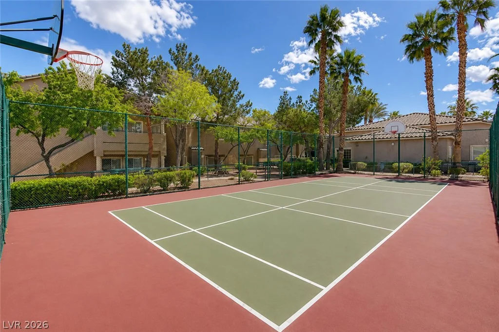 2153 Quarry Ridge, Las Vegas, NV 89117