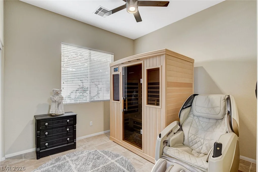 3290 Squire, Las Vegas, NV 89135
