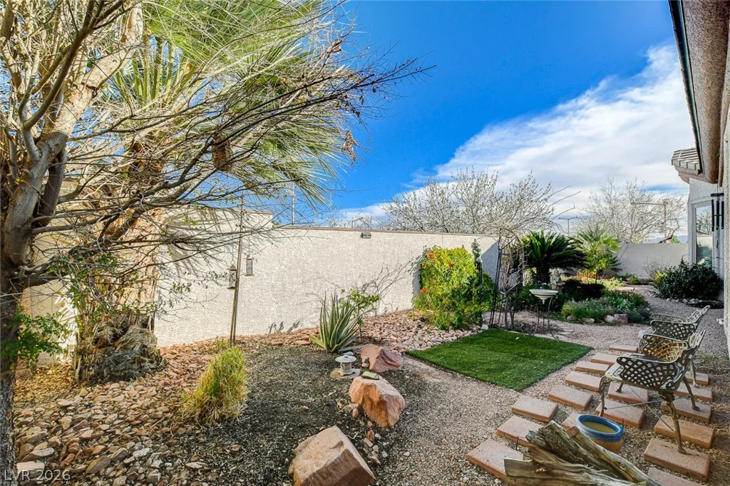 3290 Squire, Las Vegas, NV 89135