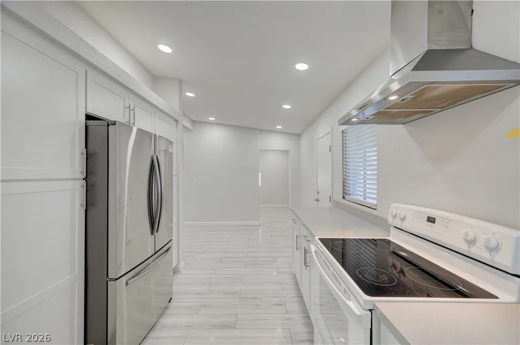 2842 Webb, North Las Vegas, NV 89030