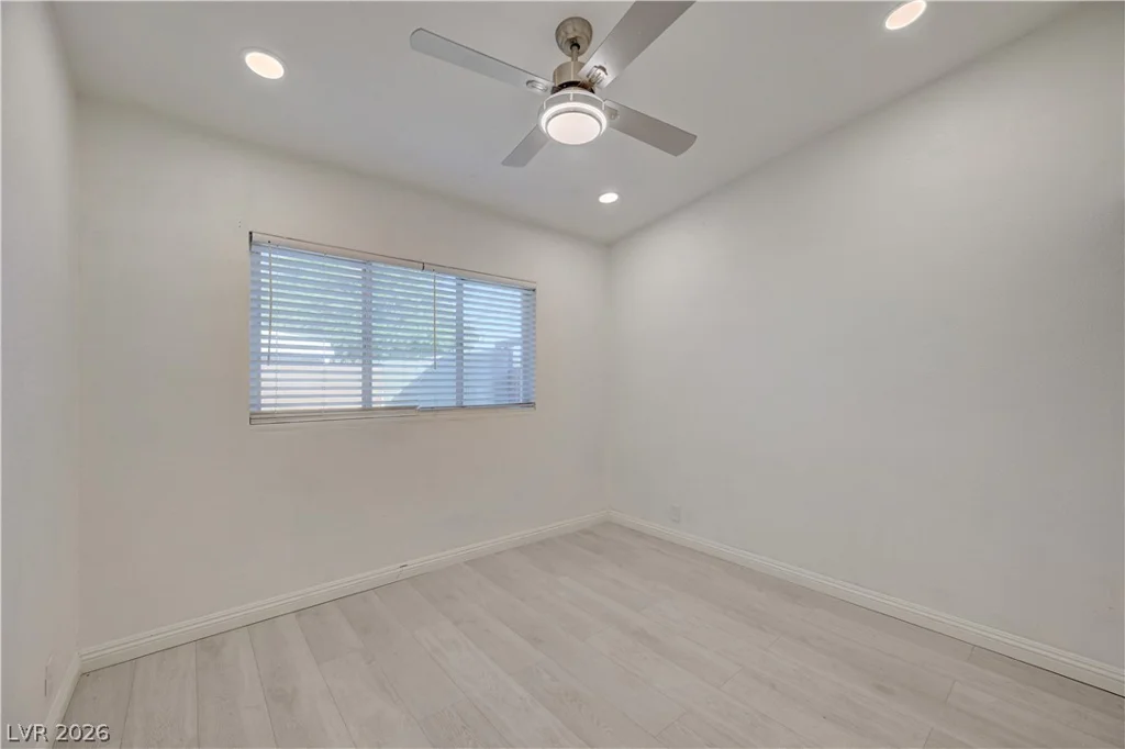 2842 Webb, North Las Vegas, NV 89030