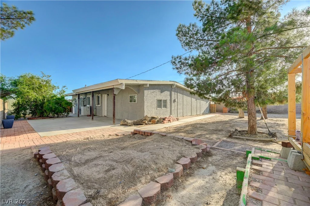 2842 Webb, North Las Vegas, NV 89030