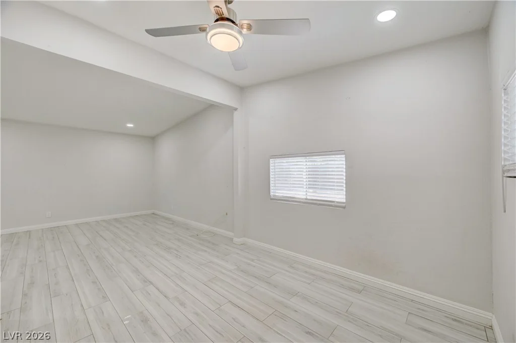 2842 Webb, North Las Vegas, NV 89030