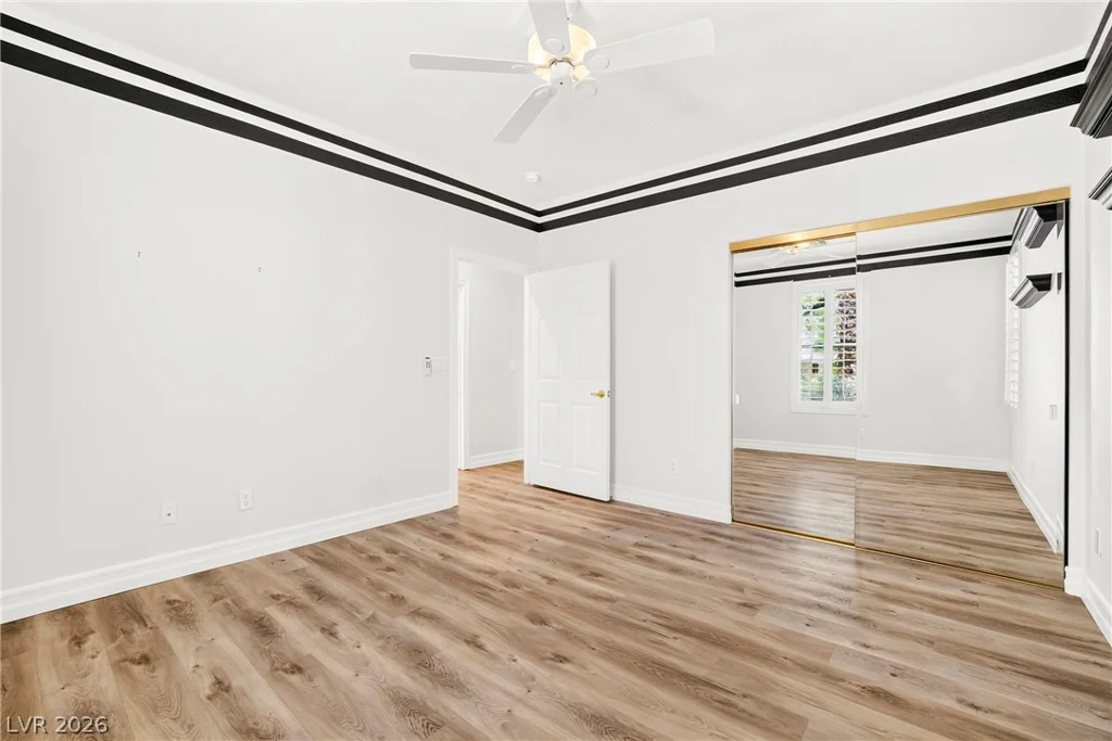 7220 Lake Farm, Las Vegas, NV 89131