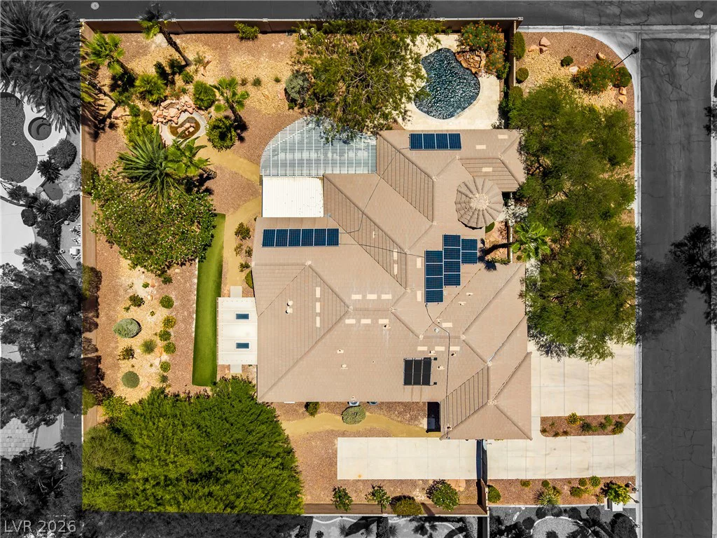 7220 Lake Farm, Las Vegas, NV 89131