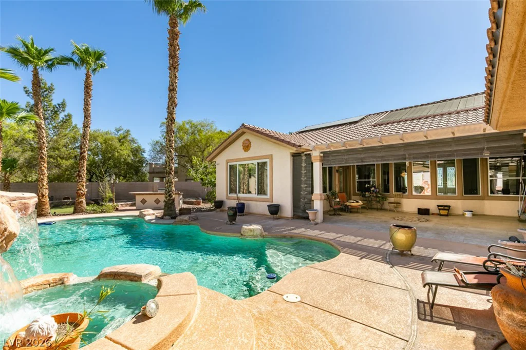 10515 San Palatina, Las Vegas, NV 89141