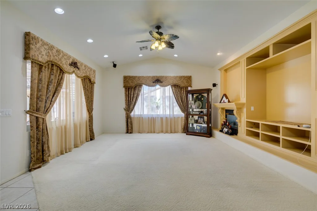 10515 San Palatina, Las Vegas, NV 89141