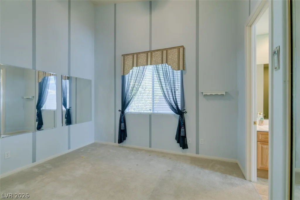 10515 San Palatina, Las Vegas, NV 89141