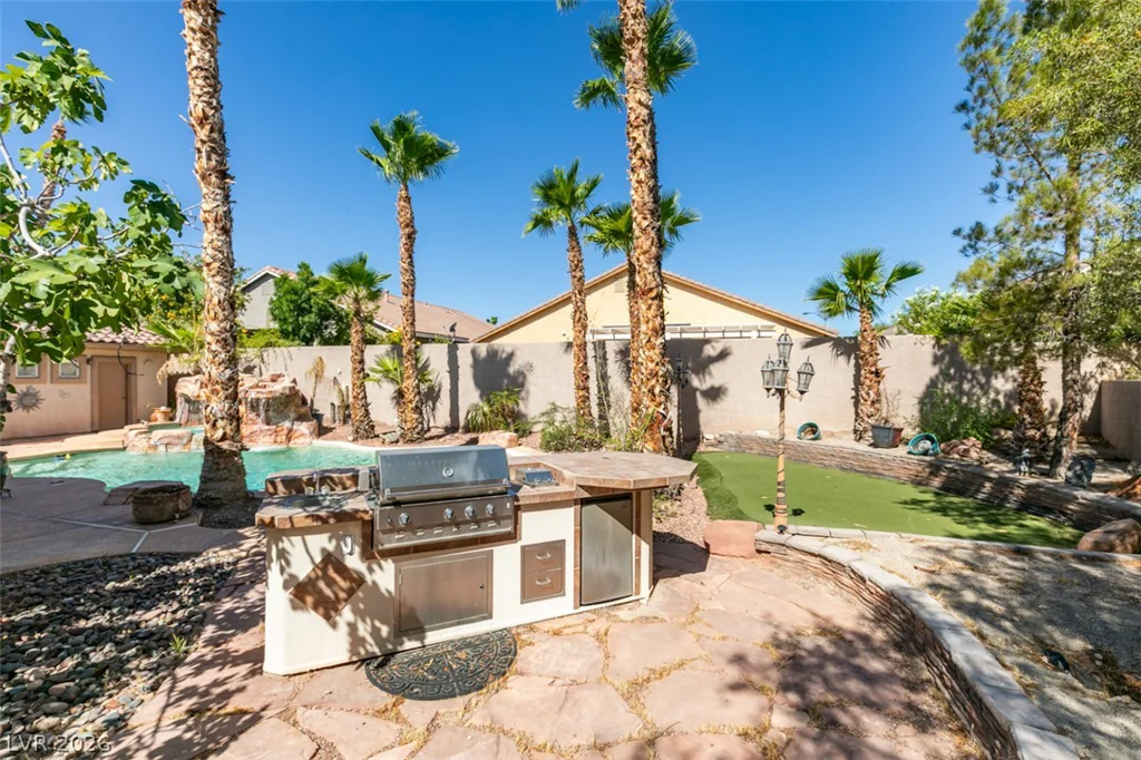 10515 San Palatina, Las Vegas, NV 89141