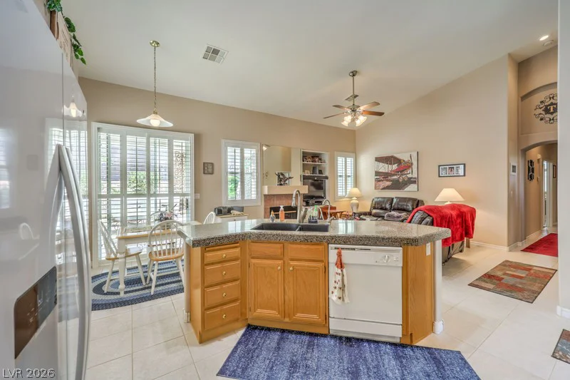 3075 Misty Moon, Henderson, NV 89052