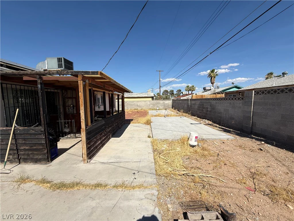 973 Westminster, Las Vegas, NV 89119