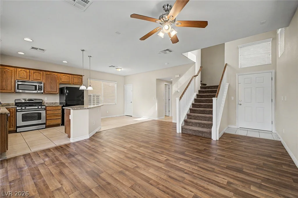 10560 LAURELWOOD LAKE, Las Vegas, NV 89166