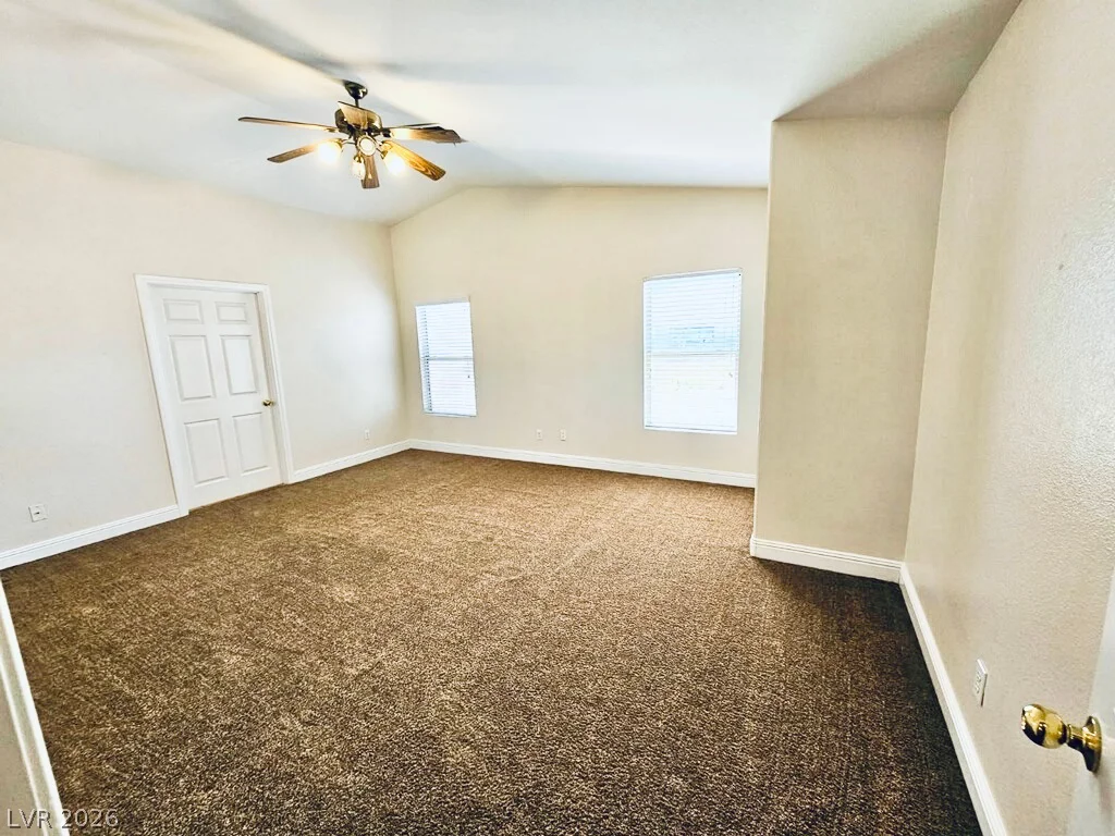 5953 Crumbling Ridge, Henderson, NV 89011