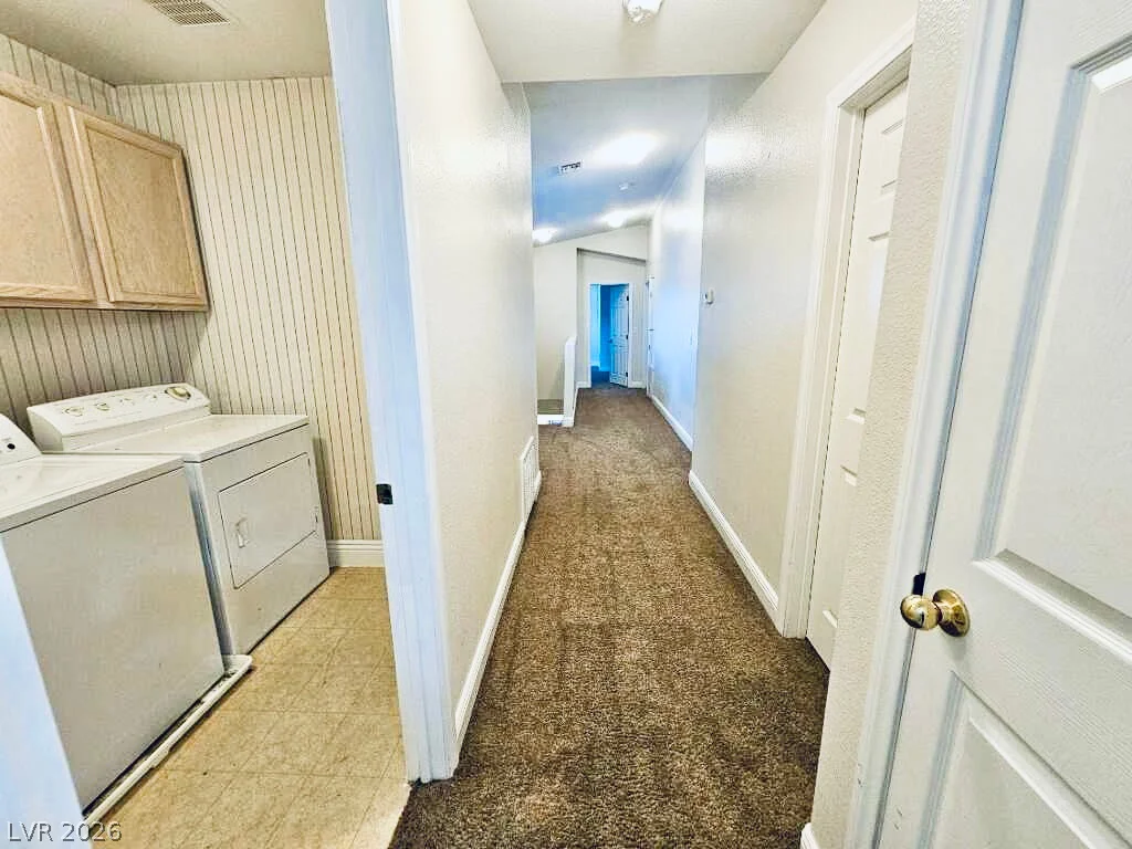 5953 Crumbling Ridge, Henderson, NV 89011