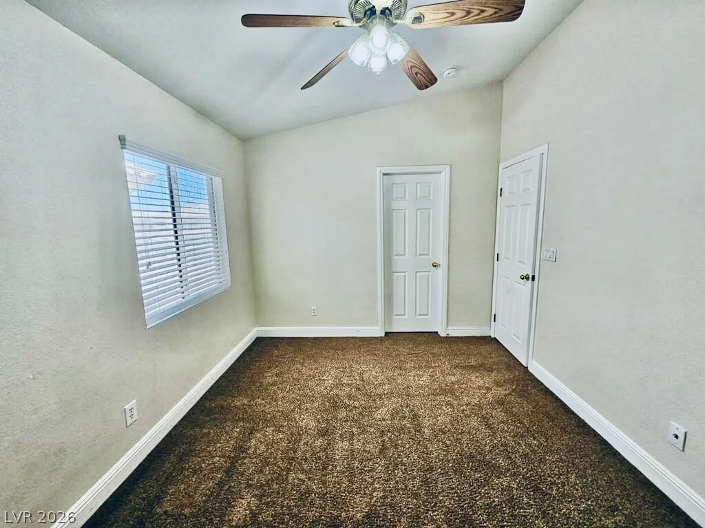 5953 Crumbling Ridge, Henderson, NV 89011