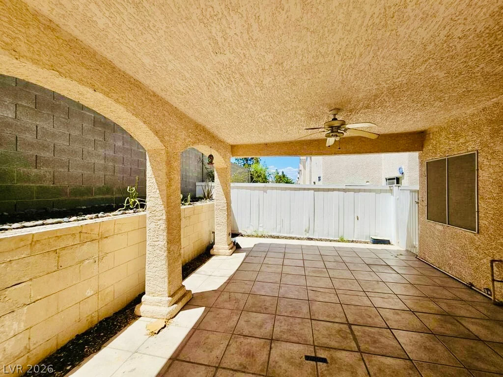5953 Crumbling Ridge, Henderson, NV 89011