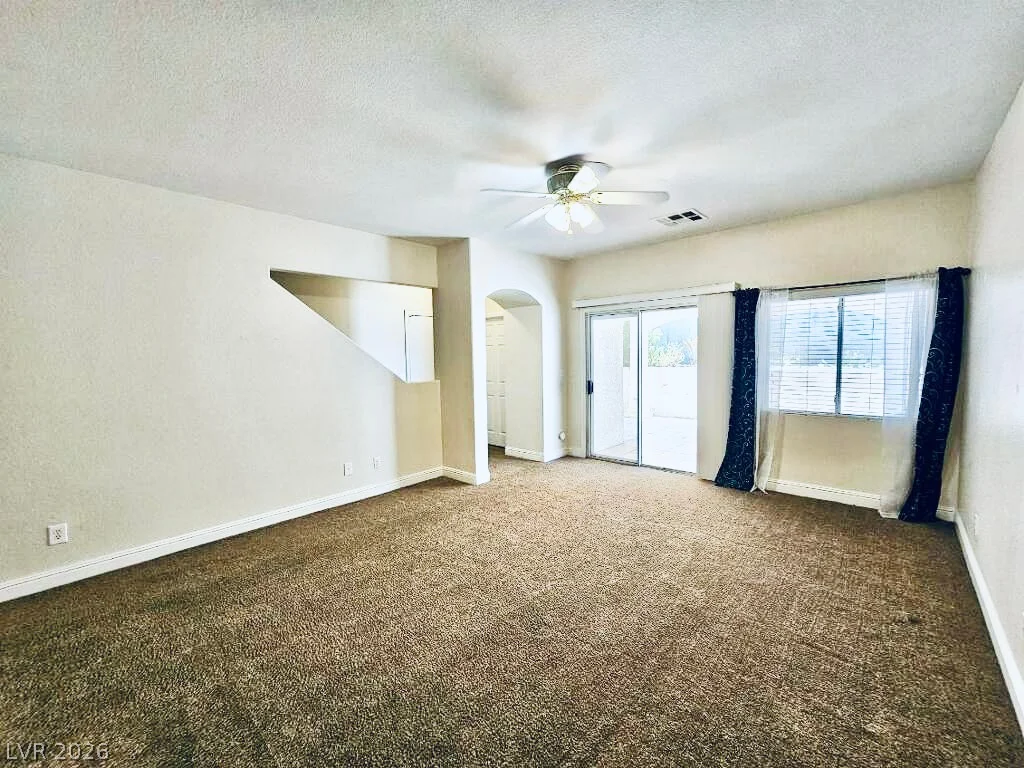 5953 Crumbling Ridge, Henderson, NV 89011