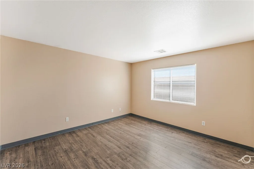2306 Glastonbury Thorn, North Las Vegas, NV 89032
