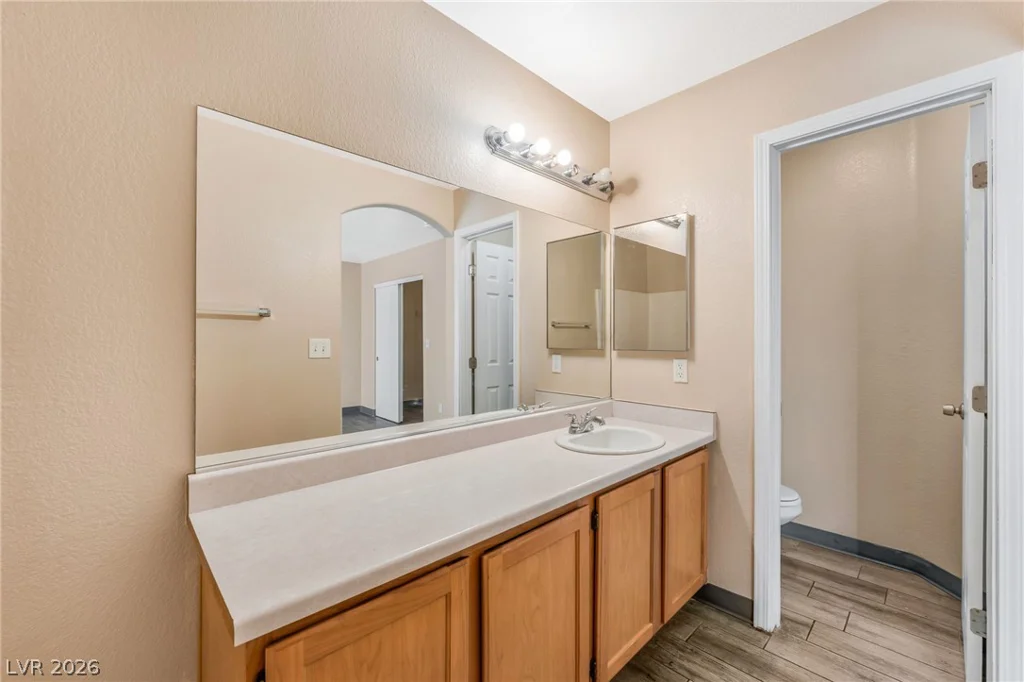 2306 Glastonbury Thorn, North Las Vegas, NV 89032