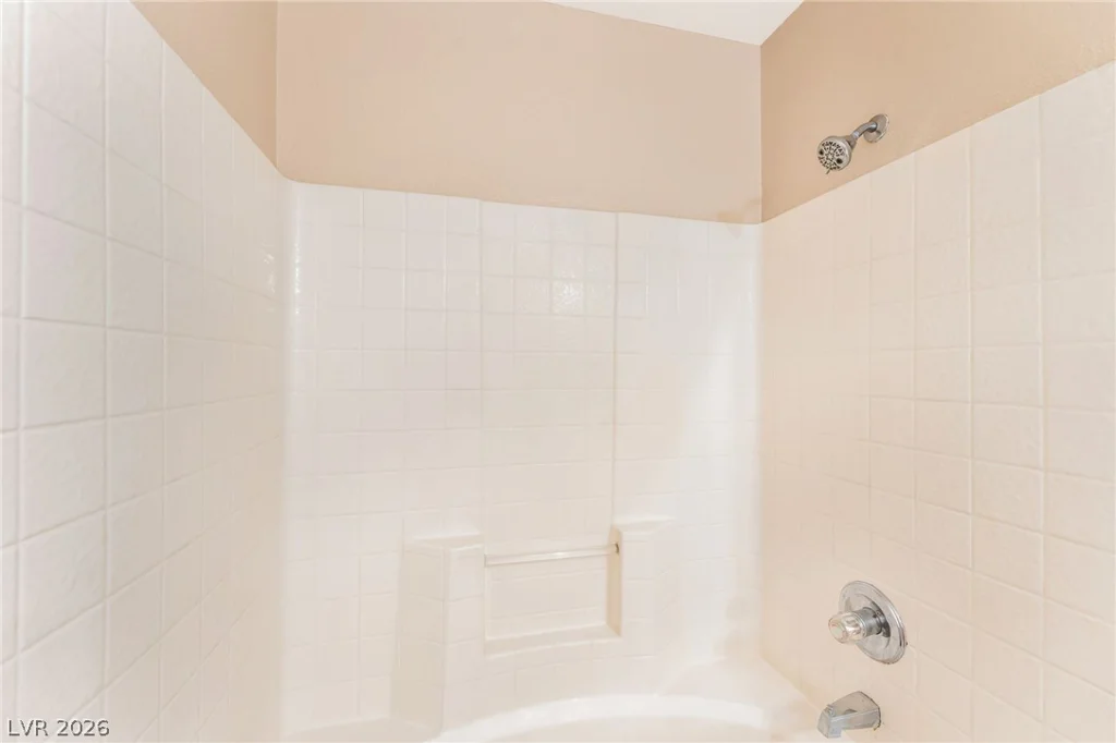 2306 Glastonbury Thorn, North Las Vegas, NV 89032