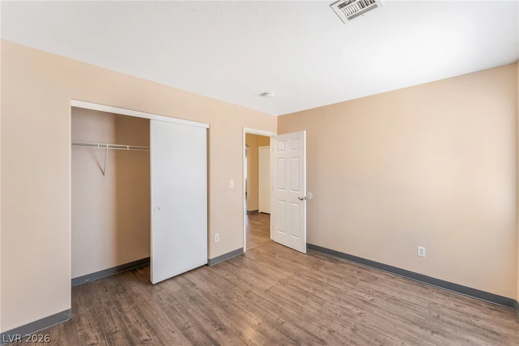 2306 Glastonbury Thorn, North Las Vegas, NV 89032