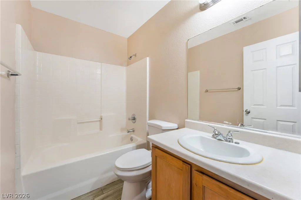 2306 Glastonbury Thorn, North Las Vegas, NV 89032