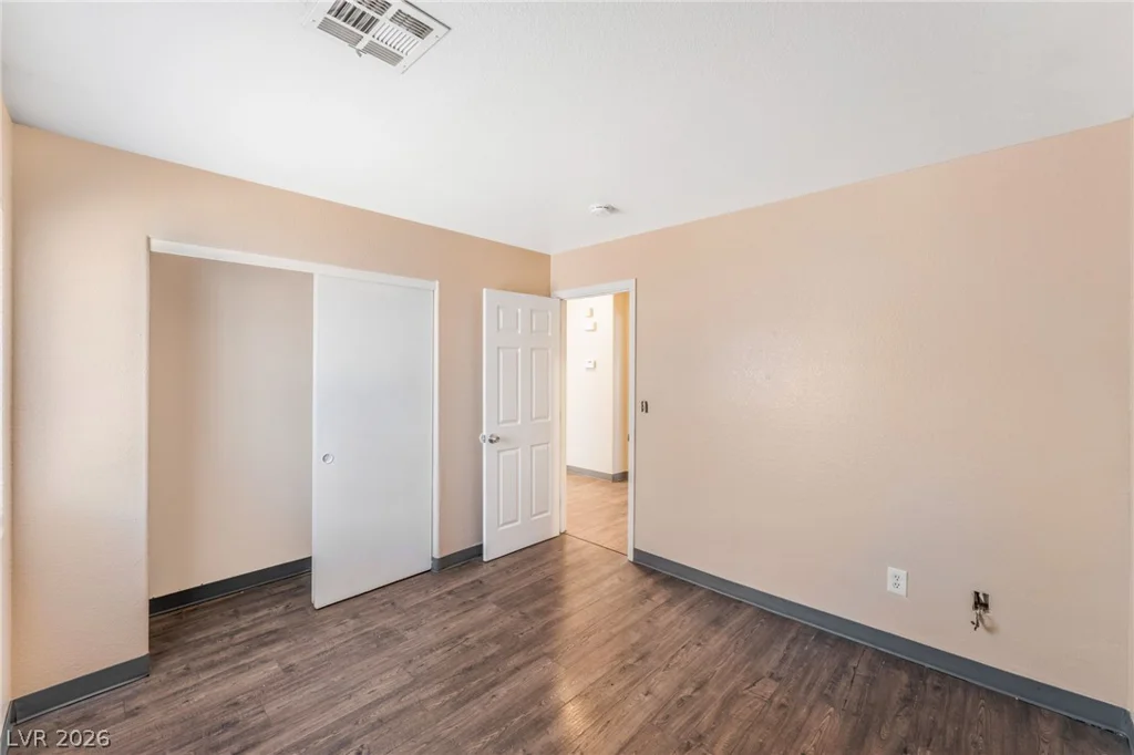 2306 Glastonbury Thorn, North Las Vegas, NV 89032