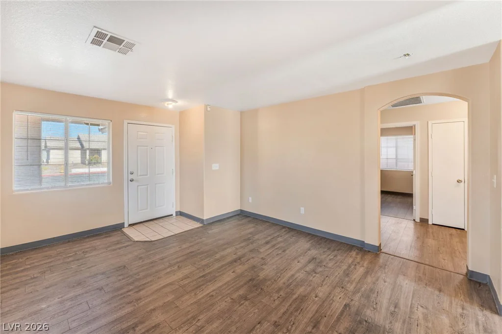 2306 Glastonbury Thorn, North Las Vegas, NV 89032