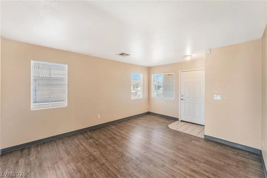 2306 Glastonbury Thorn, North Las Vegas, NV 89032