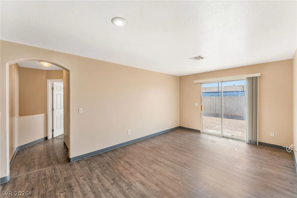 2306 Glastonbury Thorn, North Las Vegas, NV 89032