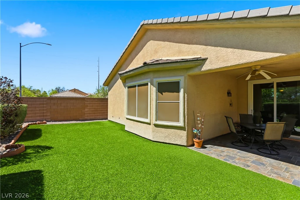 6420 Birdcall, North Las Vegas, NV 89084