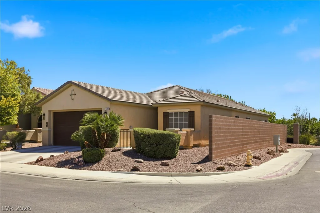 6420 Birdcall, North Las Vegas, NV 89084
