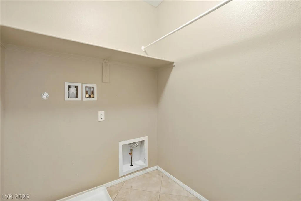 7734 Tree Lane Peak, Las Vegas, NV 89166