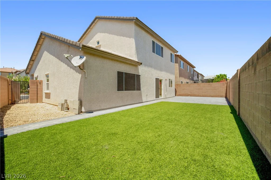 7734 Tree Lane Peak, Las Vegas, NV 89166