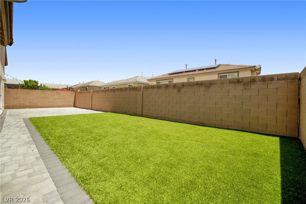 7734 Tree Lane Peak, Las Vegas, NV 89166