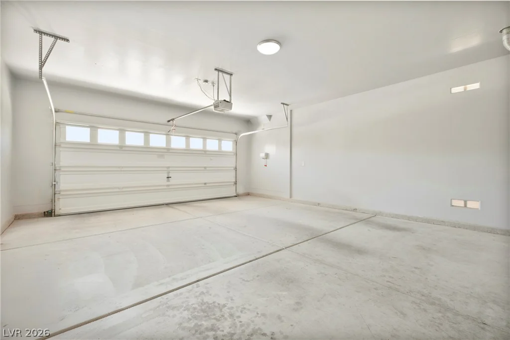 7734 Tree Lane Peak, Las Vegas, NV 89166