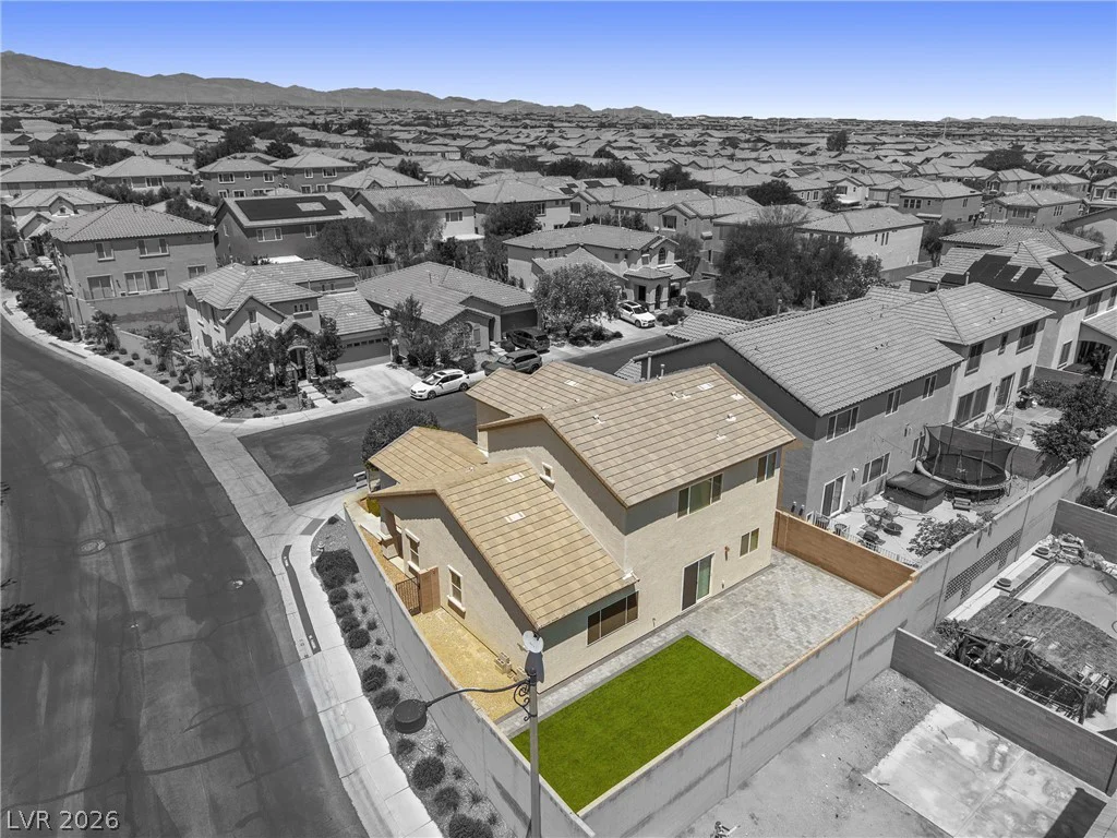 7734 Tree Lane Peak, Las Vegas, NV 89166