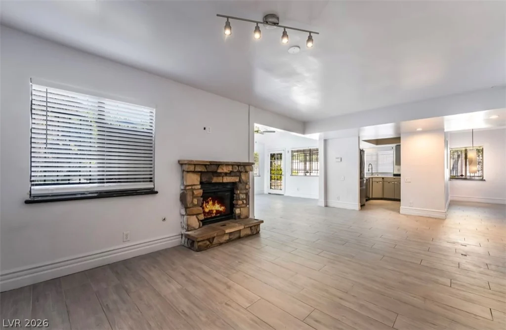 2208 Tarraso, Las Vegas, NV 89102