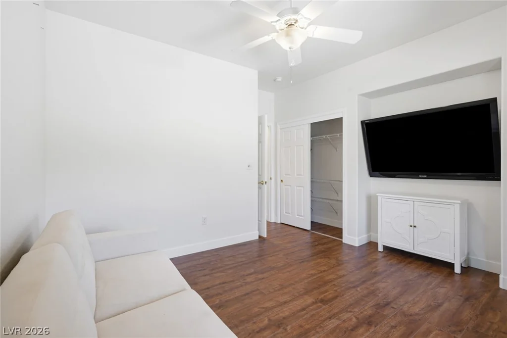 11013 Mission Lakes, Las Vegas, NV 89134
