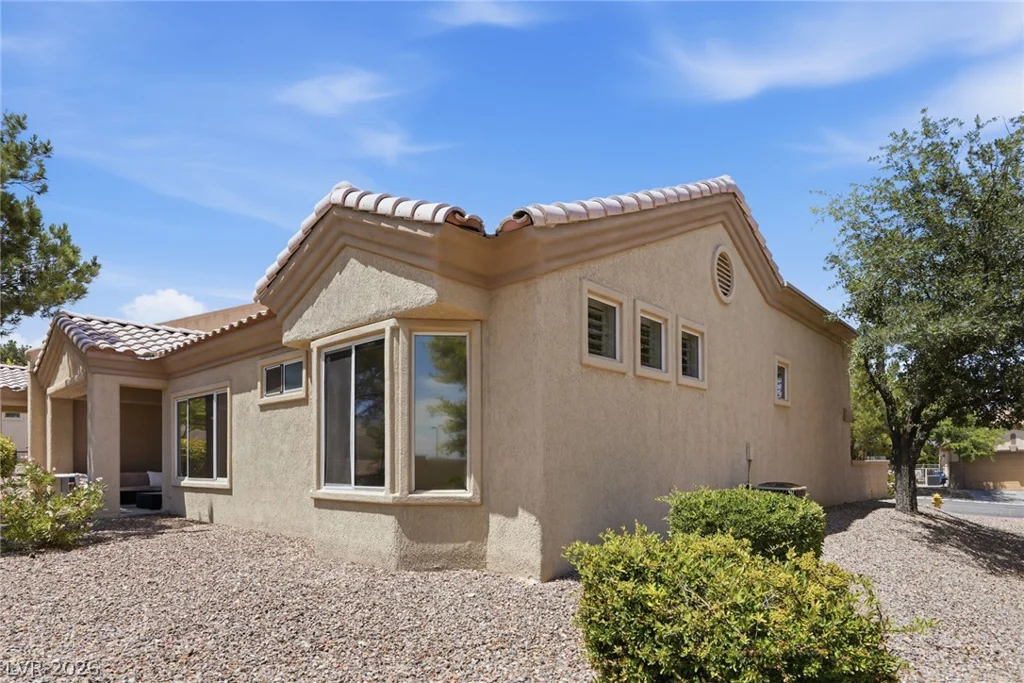 11013 Mission Lakes, Las Vegas, NV 89134