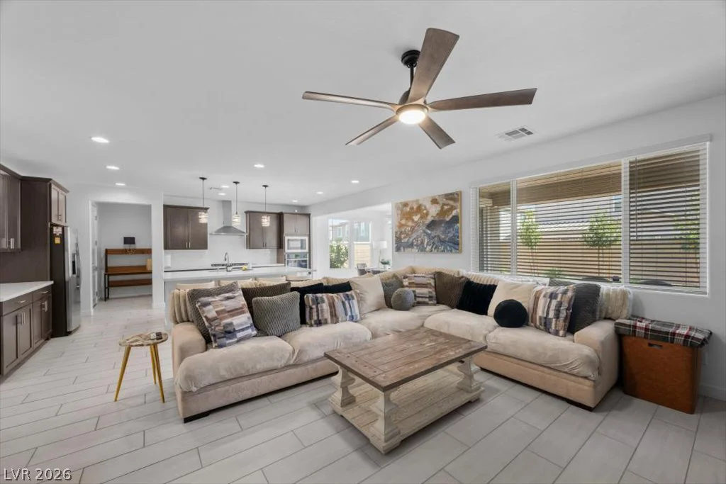 9933 Belikove Manor, Las Vegas, NV 89178