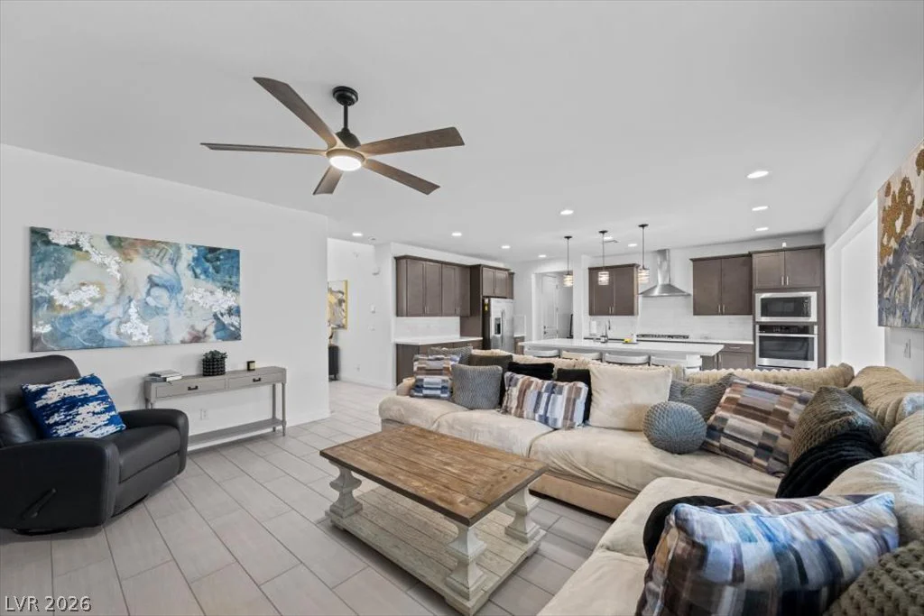 9933 Belikove Manor, Las Vegas, NV 89178