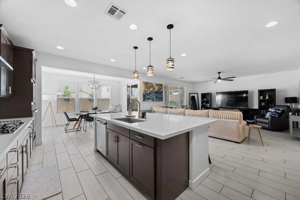 9933 Belikove Manor, Las Vegas, NV 89178