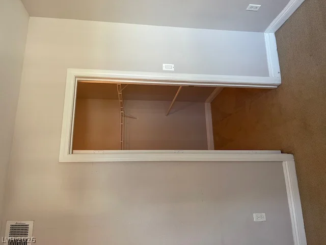 8000 Badura, Las Vegas, NV 89113