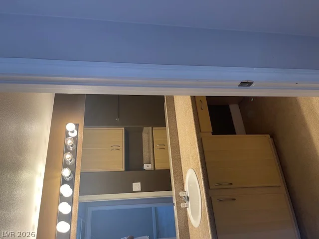 8000 Badura, Las Vegas, NV 89113
